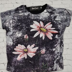 Black Short-Sleeve Floral Tee with Pink Daisies